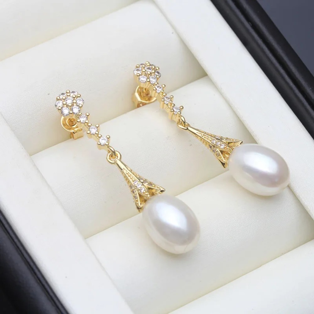 Luxurious Diamond Pearl Earrings | 18K Gold - Image 2